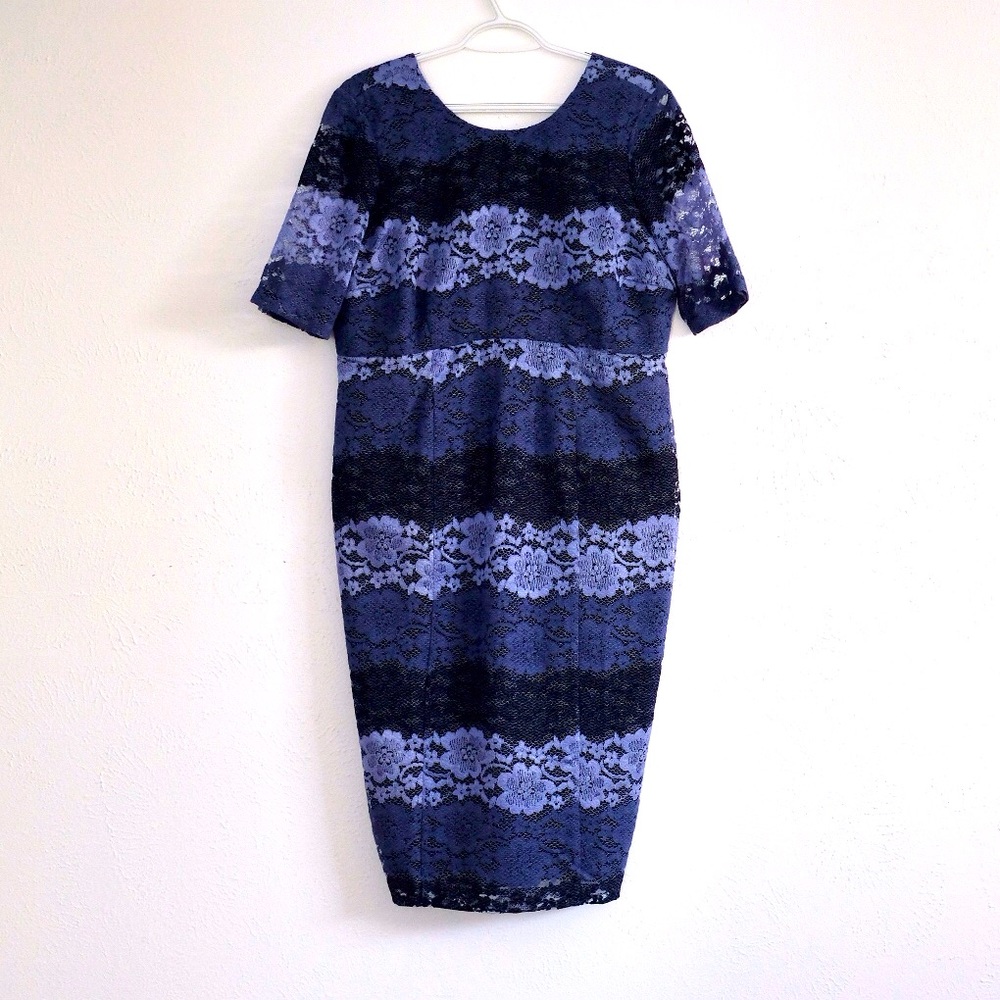 A pea in the Pod Maternity Midi Dress size M